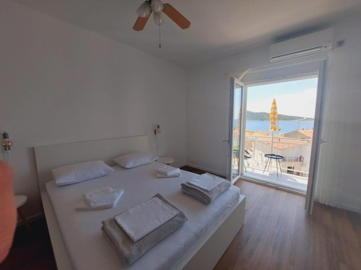 Vinko Rooms Примоштен Экстерьер фото