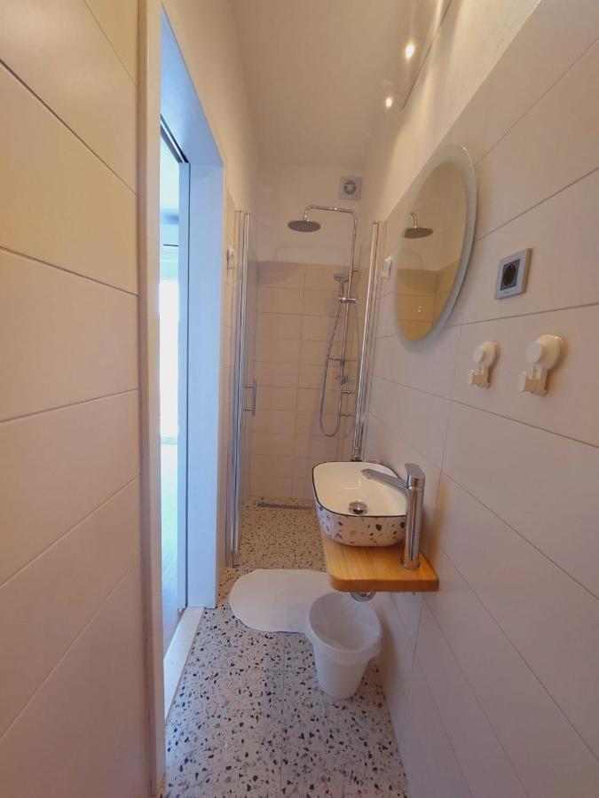 Vinko Rooms Примоштен Экстерьер фото