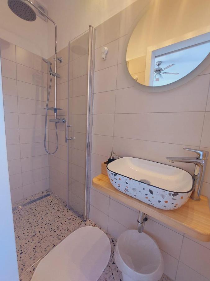 Vinko Rooms Примоштен Экстерьер фото