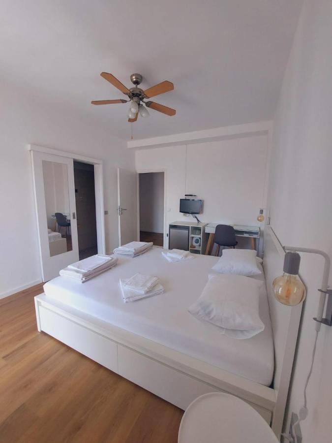 Vinko Rooms Примоштен Экстерьер фото