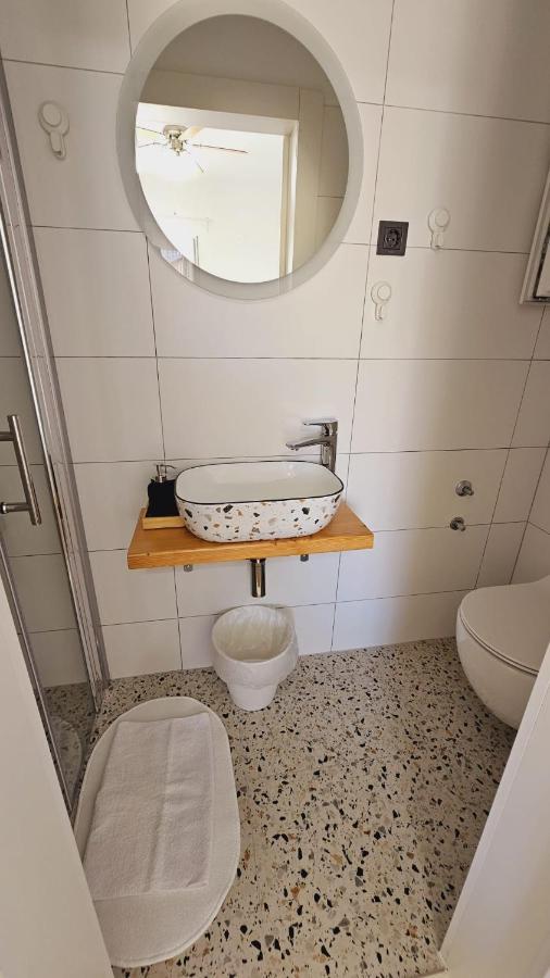 Vinko Rooms Примоштен Экстерьер фото