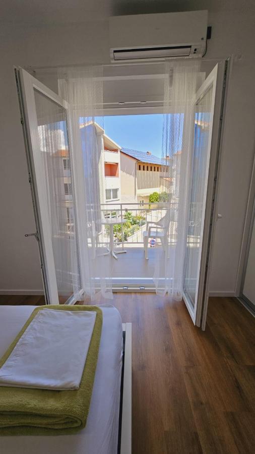 Vinko Rooms Примоштен Экстерьер фото
