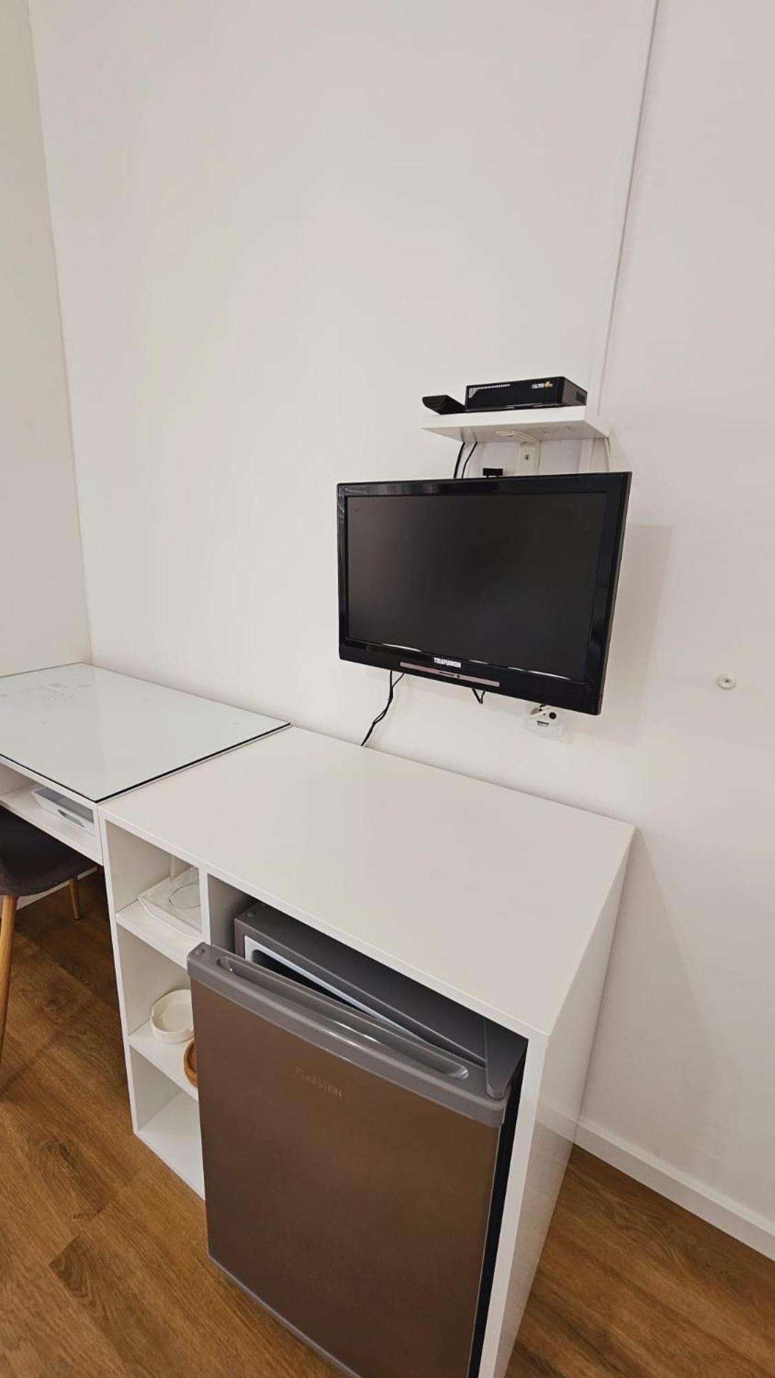 Vinko Rooms Примоштен Экстерьер фото